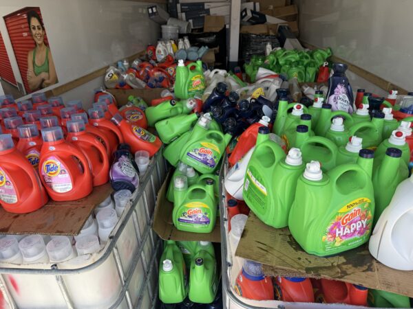 Laundry detergent